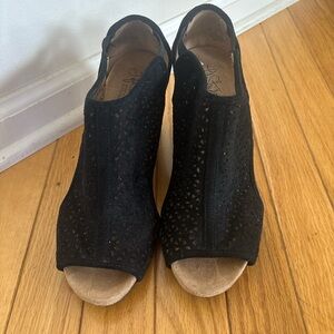 Women's Black Peep-Toe Shoes